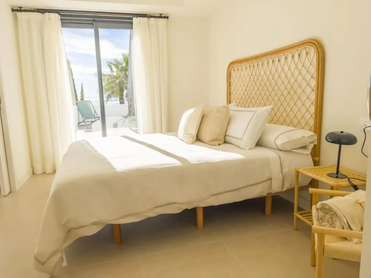 마르베야 Pent-House On The Golden Mile 아파트